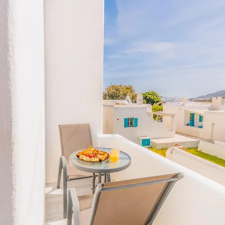 Vivens Mykonos & أنو ميرا