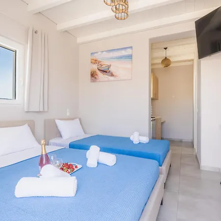 Vivens Mykonos & شقة