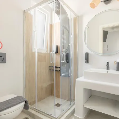 Vivens Mykonos & *