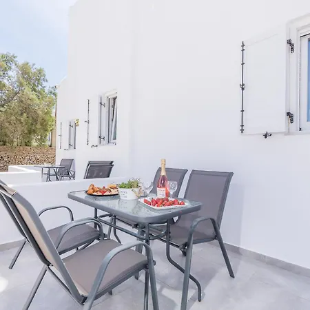 Vivens Mykonos & شقة أنو ميرا